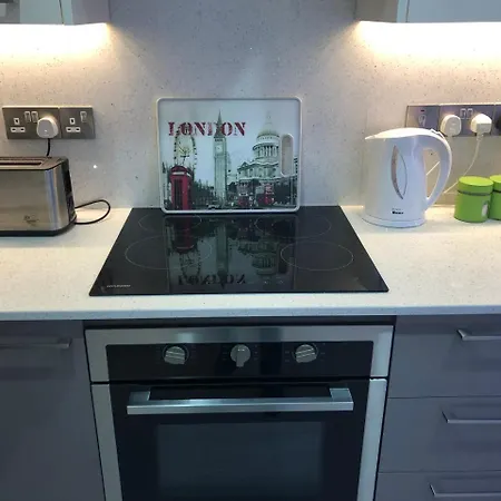 Luxury 2 Bed Next To The * Paralimni