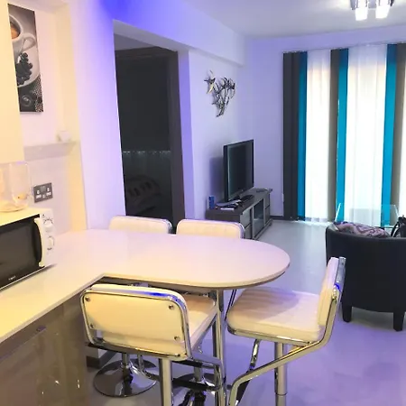 Apartamento Luxury 2 Bed Next To The *